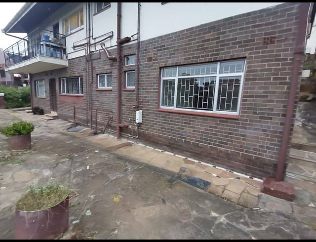 2 BEDROOM PROPERTY TO RENT IN RESERVOIR HILLS